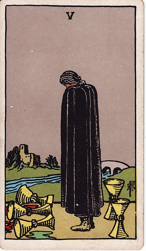聖杯五(Five of Cups)塔羅牌