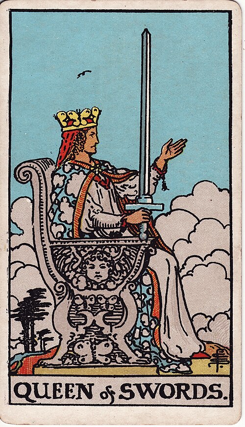 寶劍王后(Queen of Swords)塔羅牌